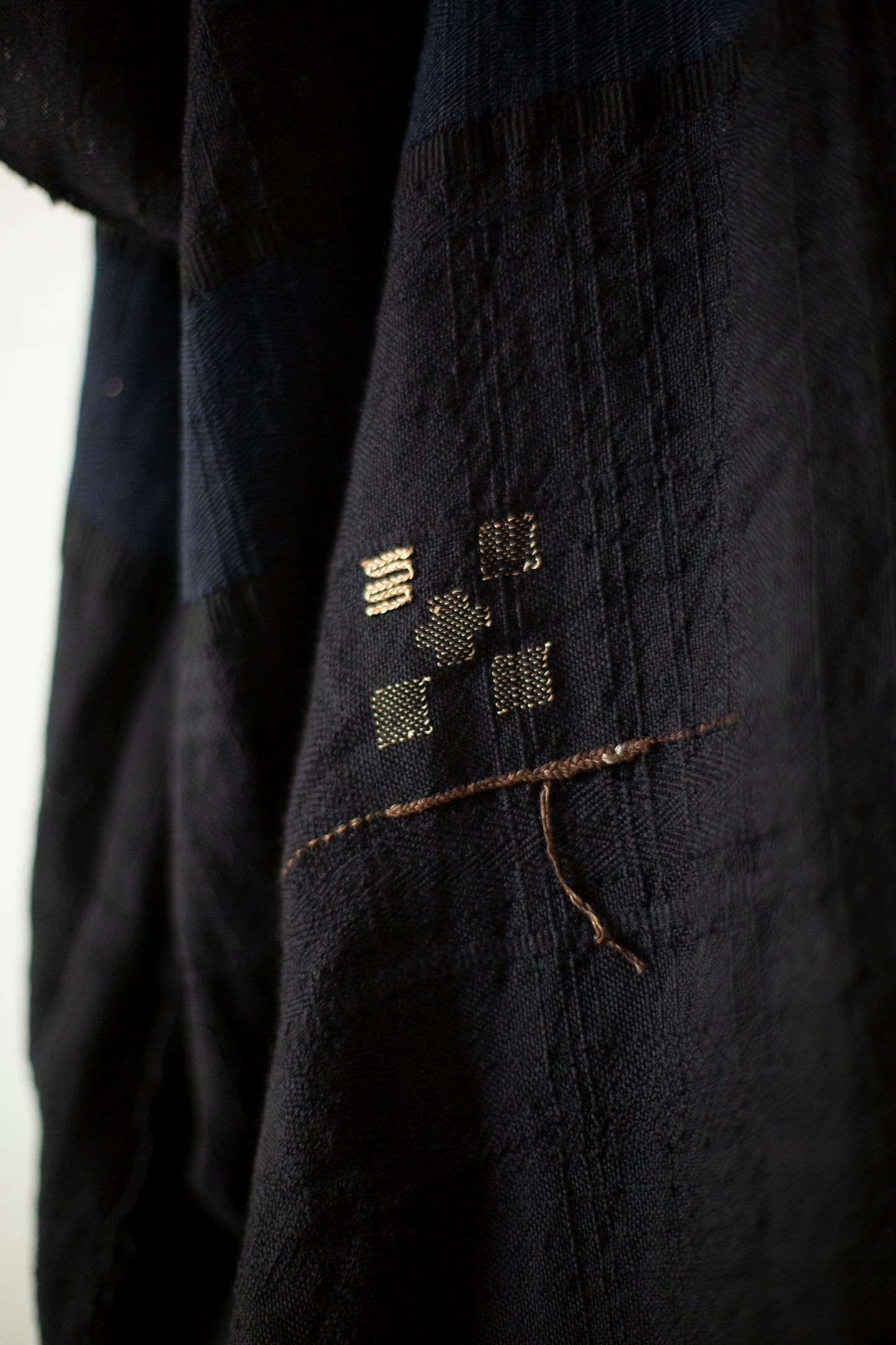 ROSE XI - a black sleeveless kimono