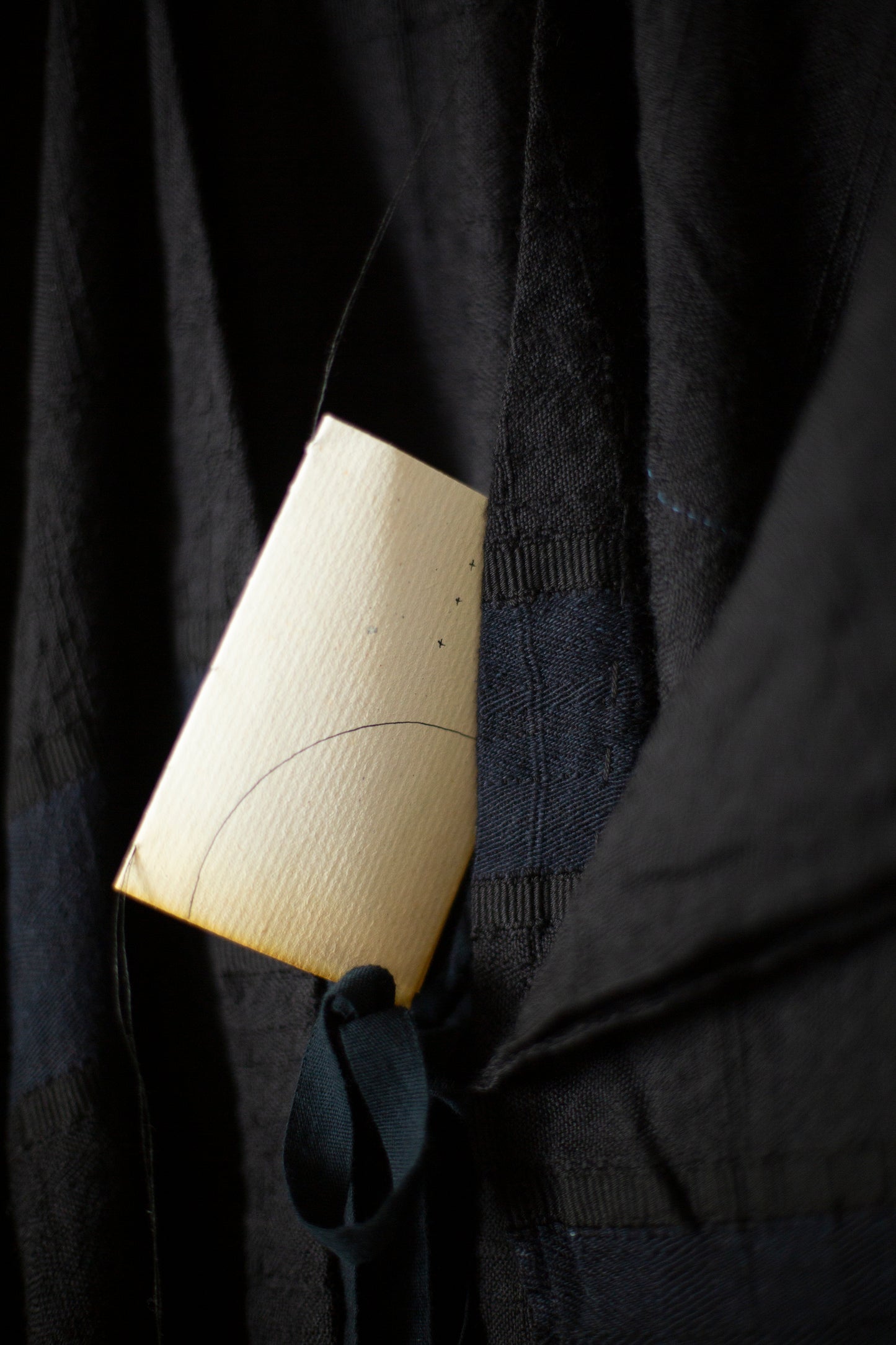 ROSE XI - a black sleeveless kimono