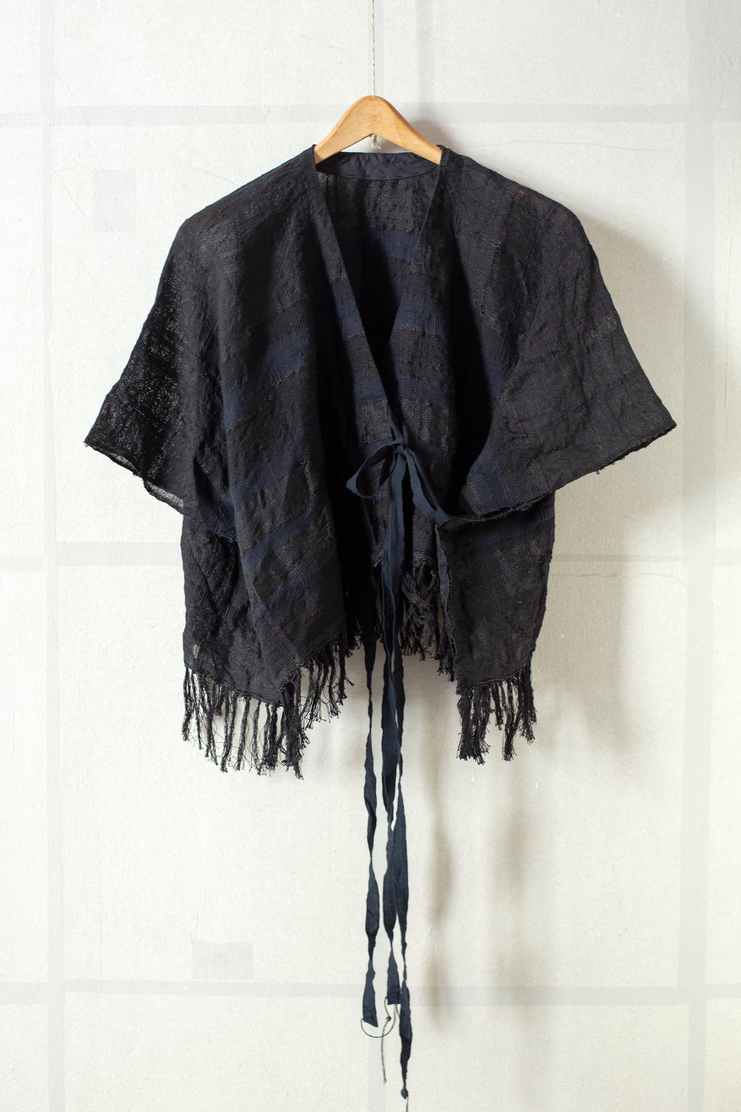 ROSE XIII - a black cropped kimono vest