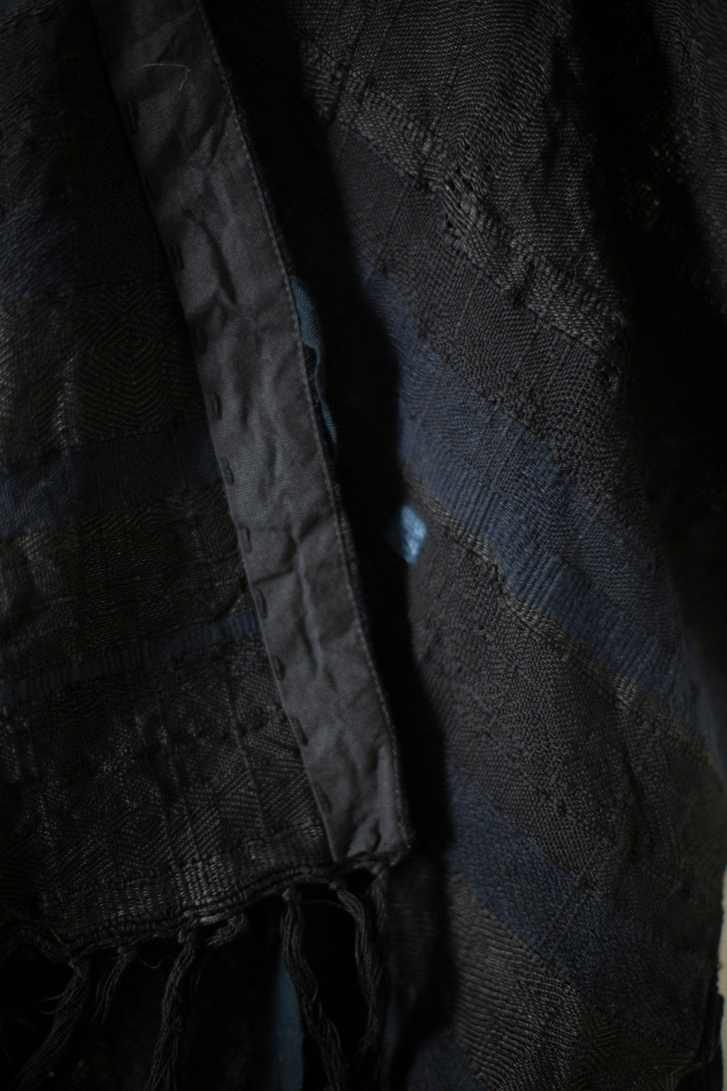 ROSE XIII - a black cropped kimono vest
