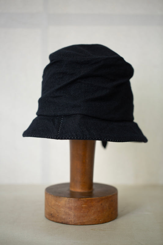 Black skewed derby 3.0