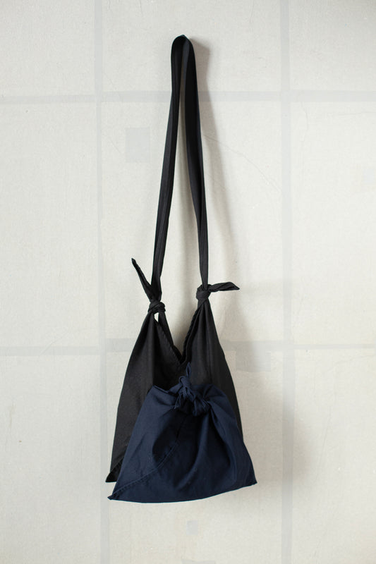 Azuma bag in navy & black hemp cotton weather