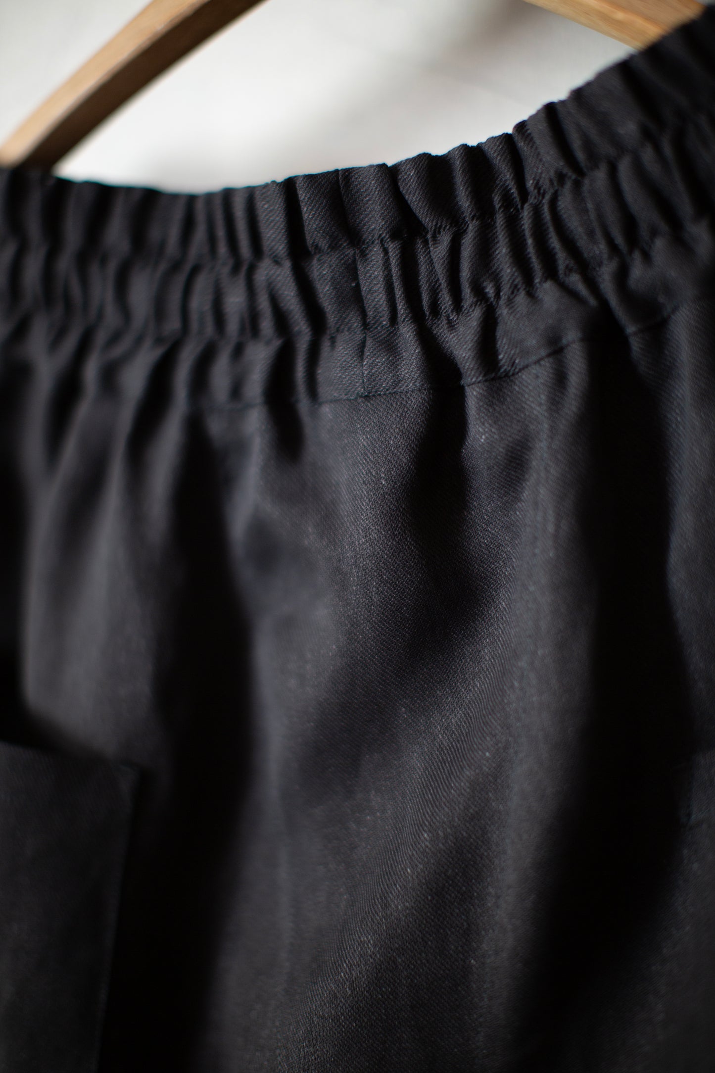 SHORTS#11 - PAPER SHEER TWILL BLACK
