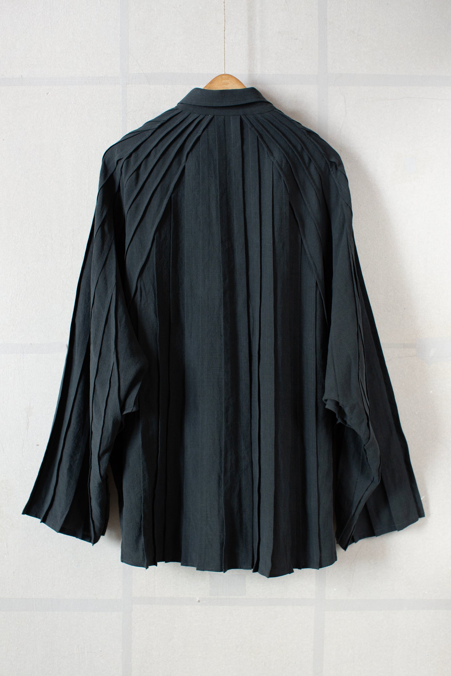 Deep Green Gray Medium of flow Shirt