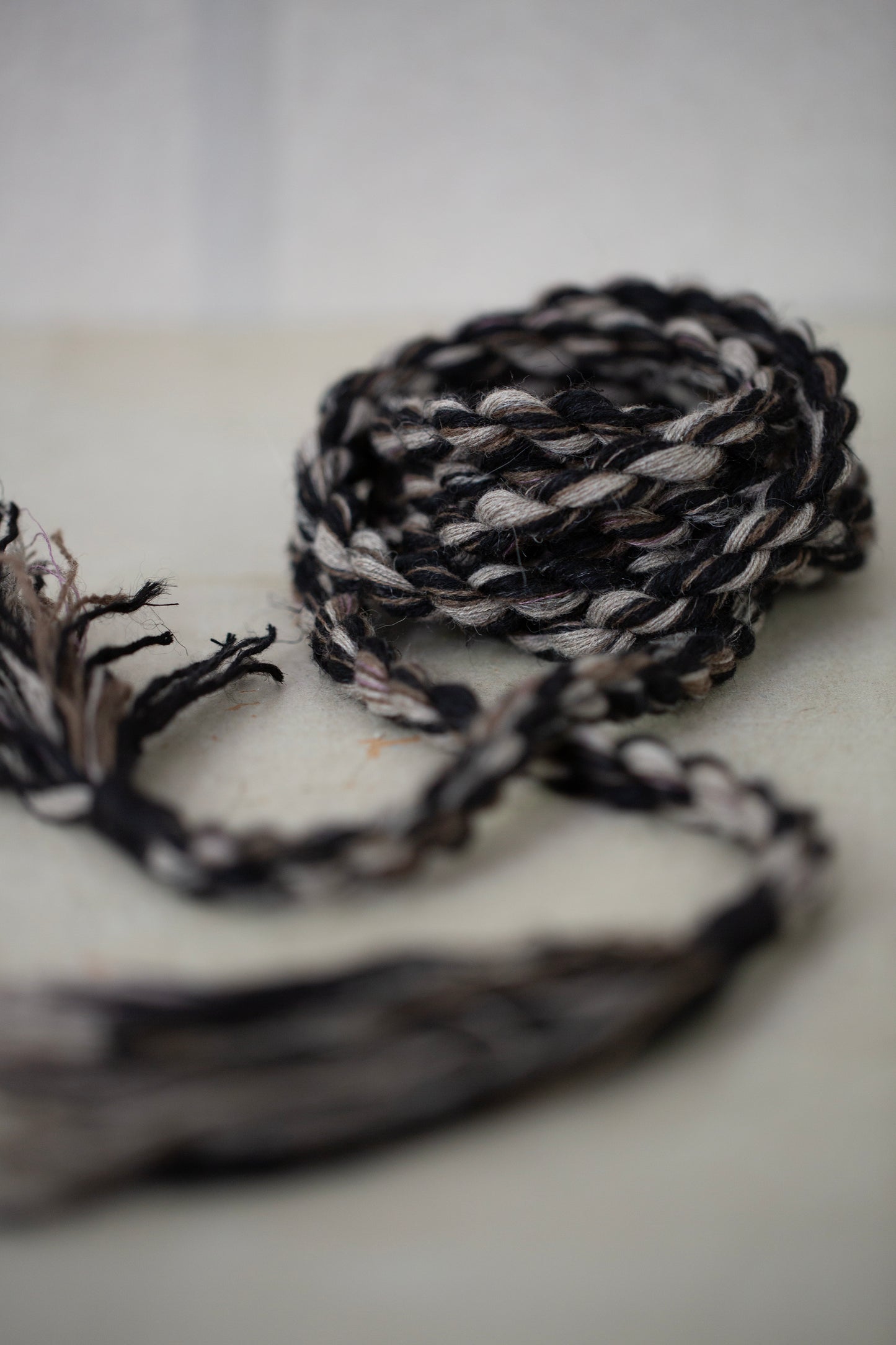 BELT#4 - MIXED YARNS LIGHT