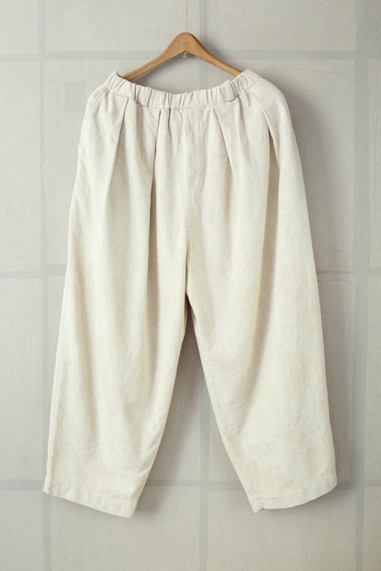 loose pants in natural white silk cotton linen jacquard