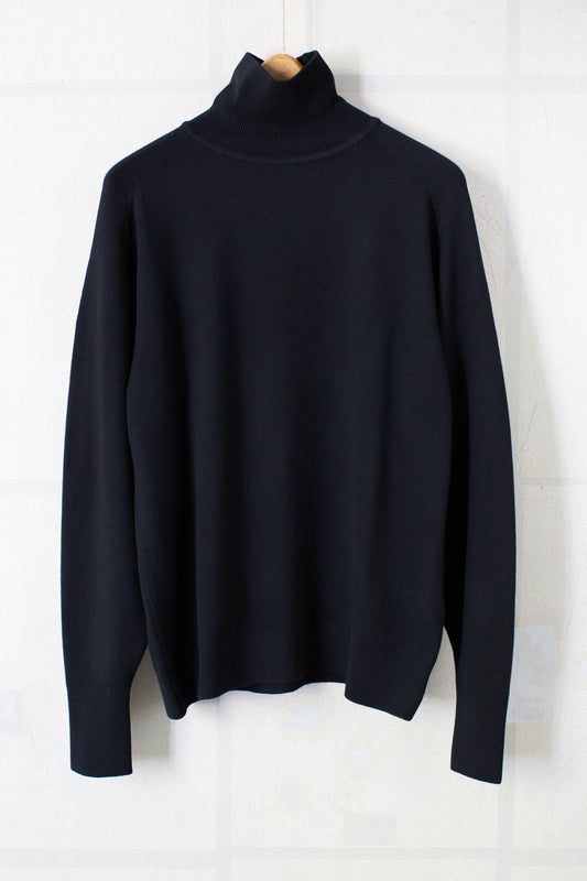 Black fine wool turtleneck