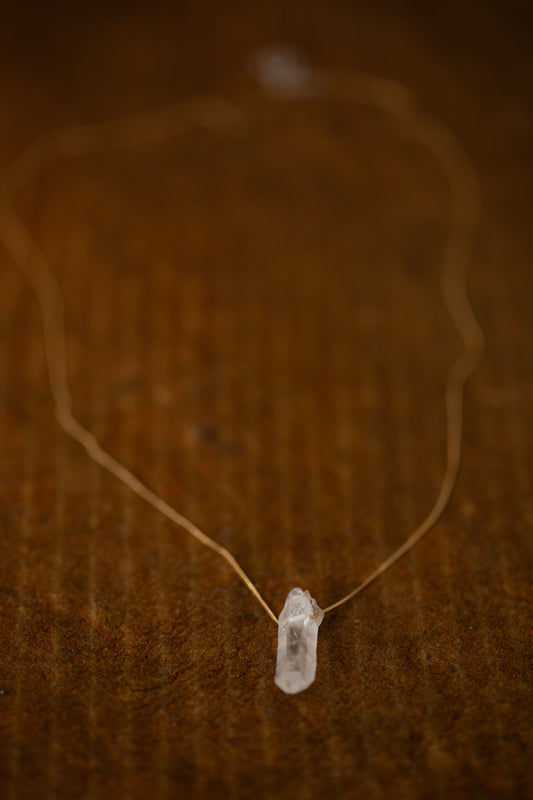 Crystal pendant necklace
