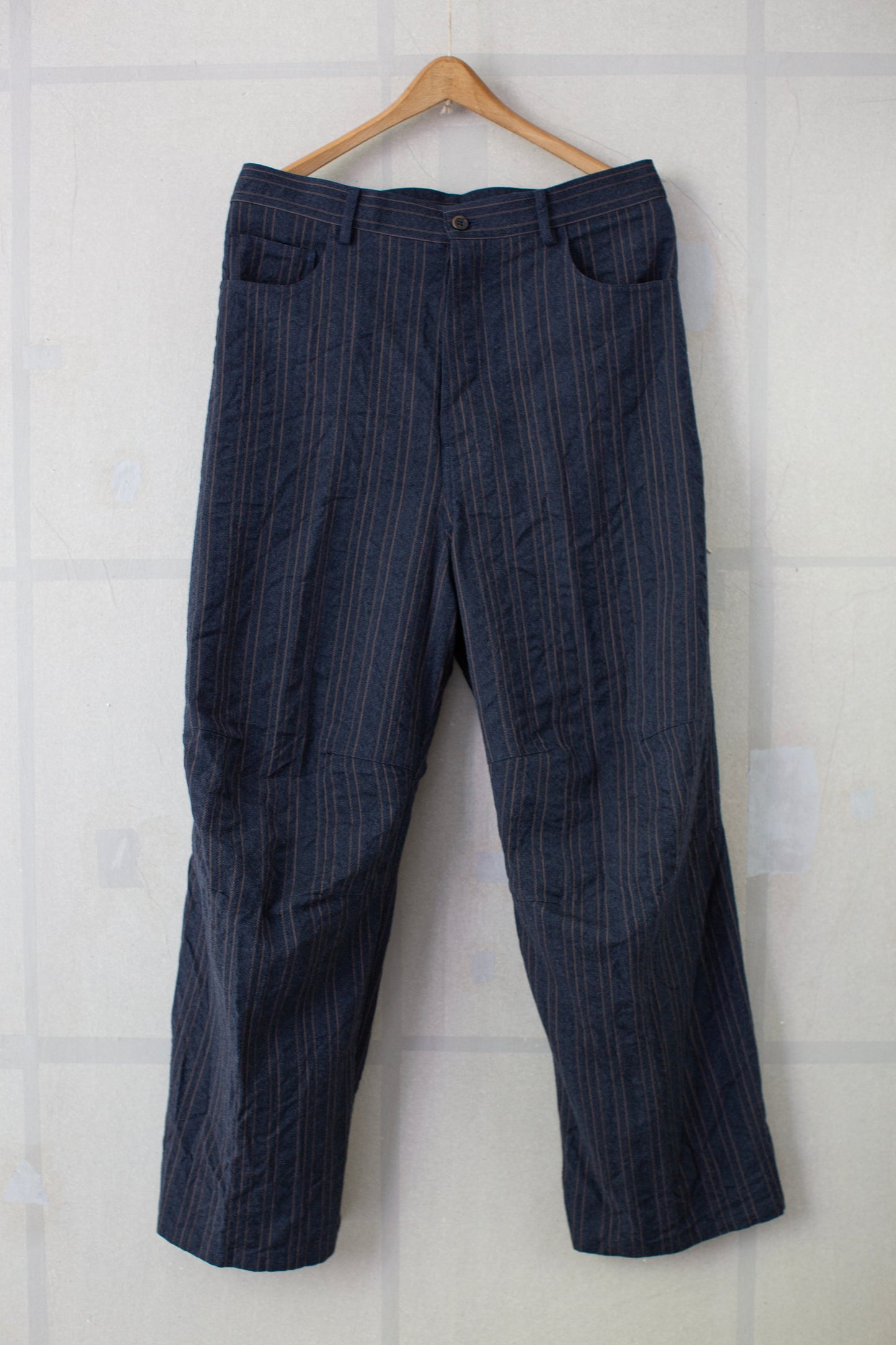Indigo stripe skewed baggy 5 pocket pants