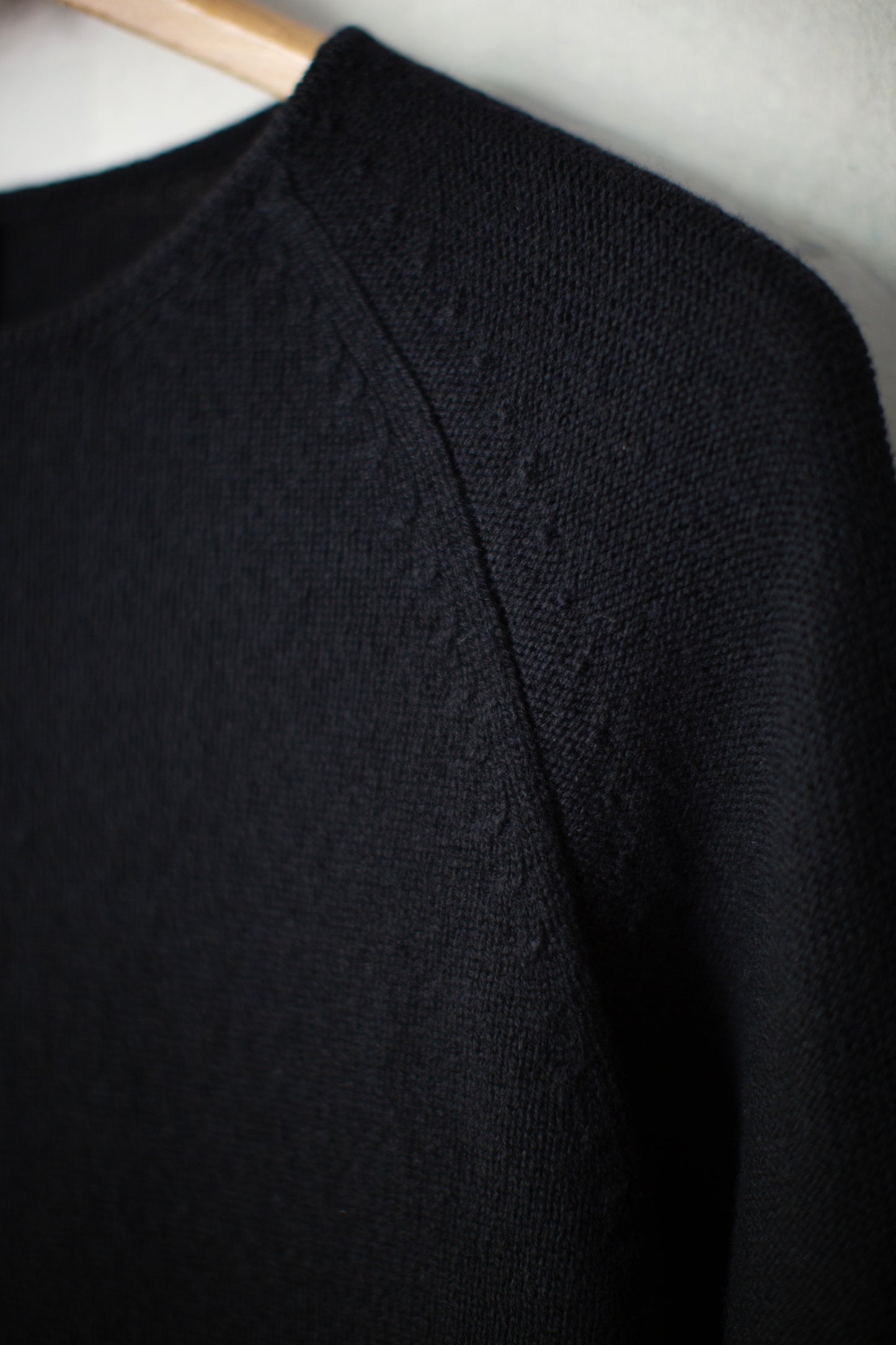 Black crew neck pullover