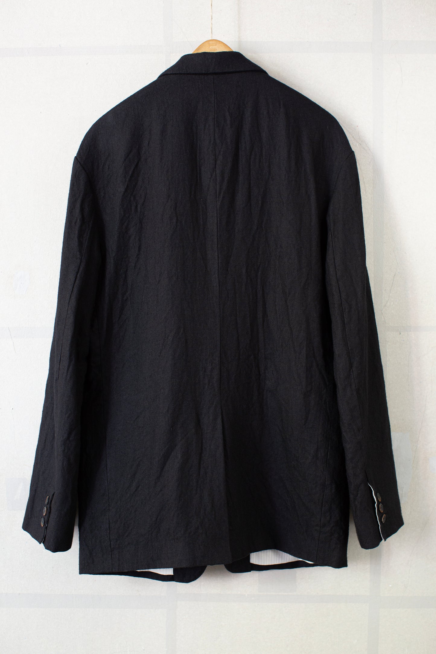 Black five-button Relaxed Blazer