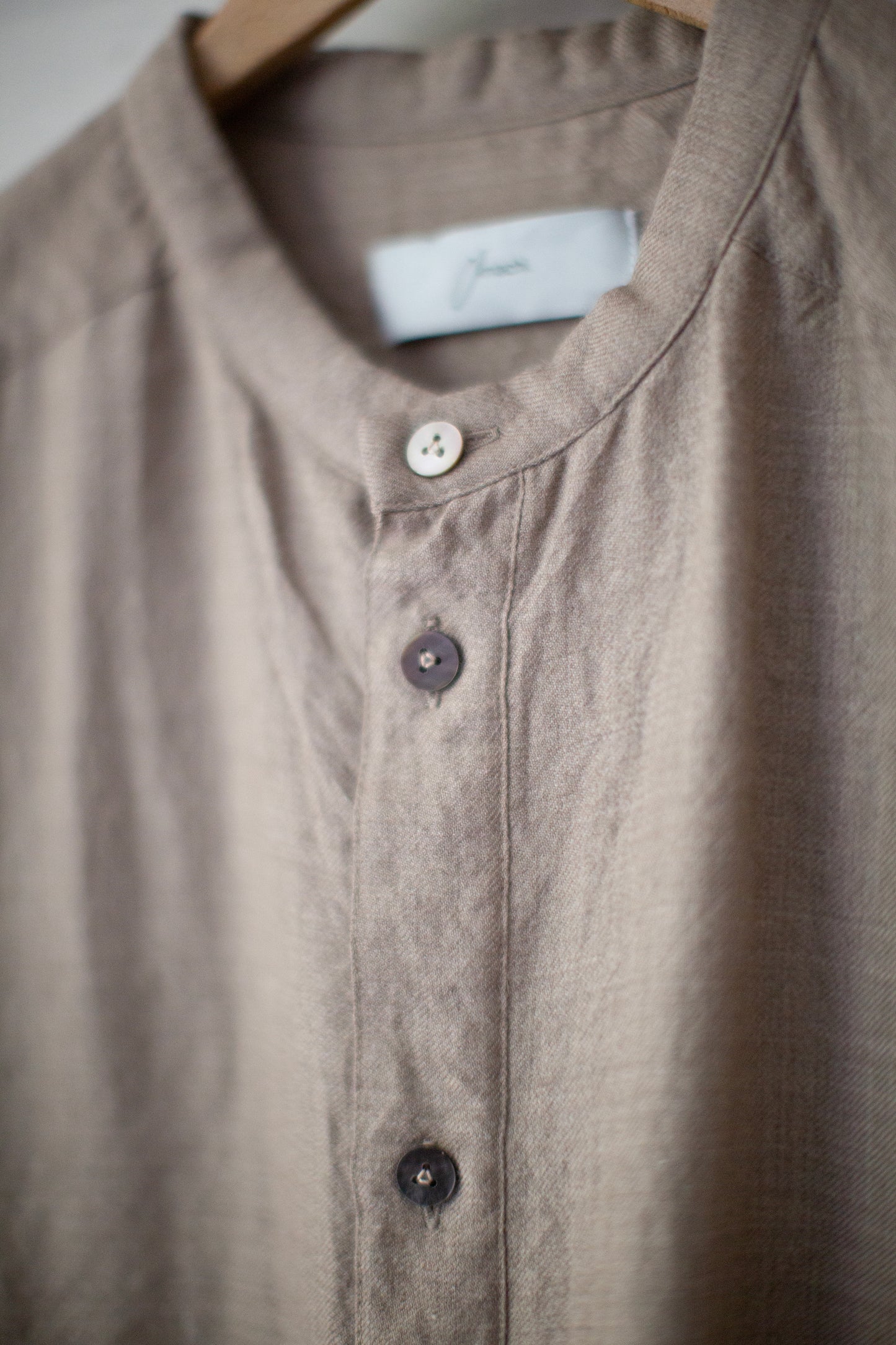 Natural brown side slit shirt