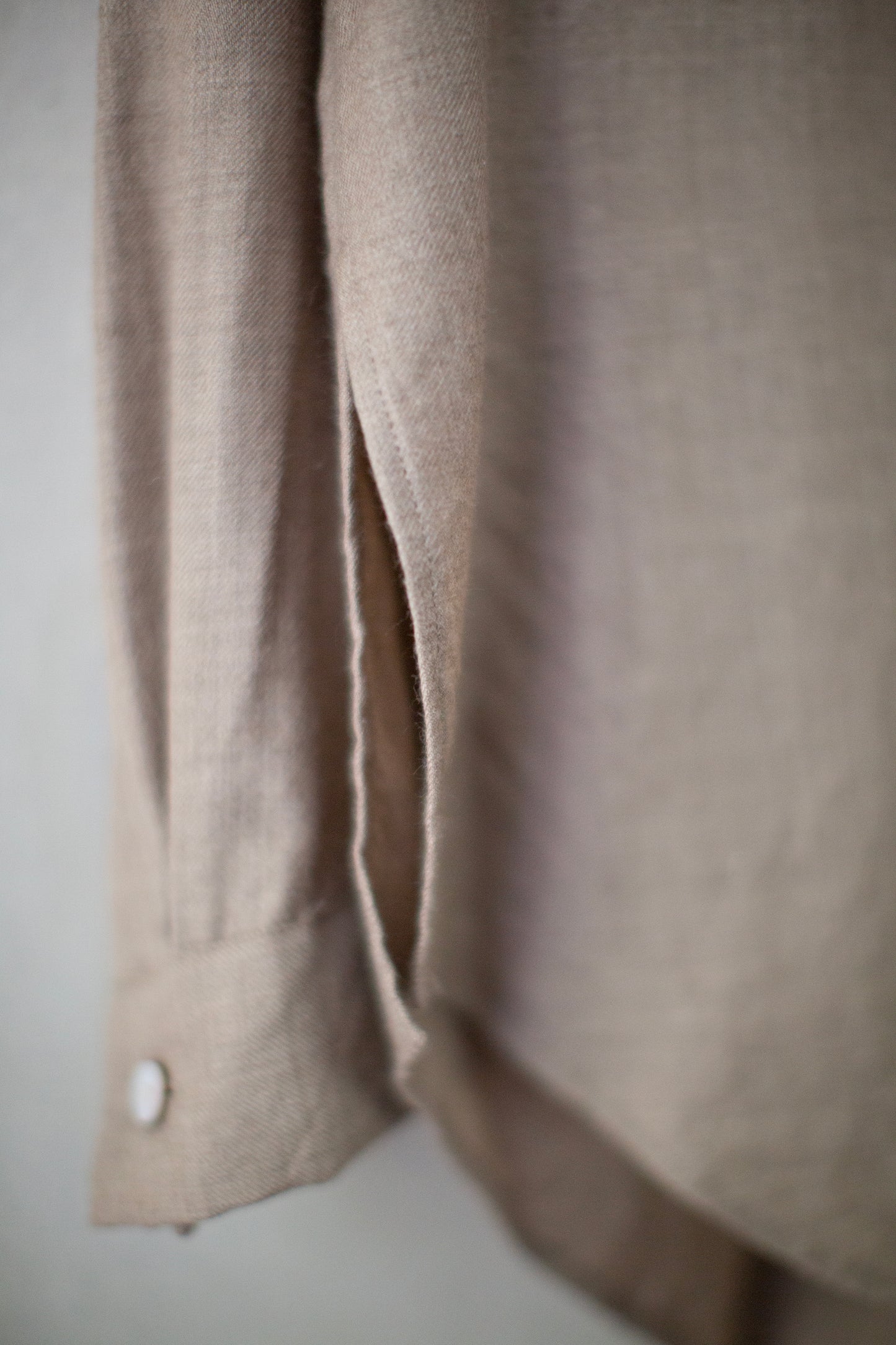 Natural brown side slit shirt