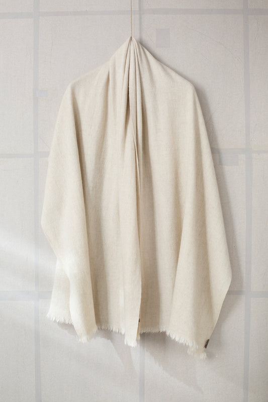 Nomad White Classic scarf
