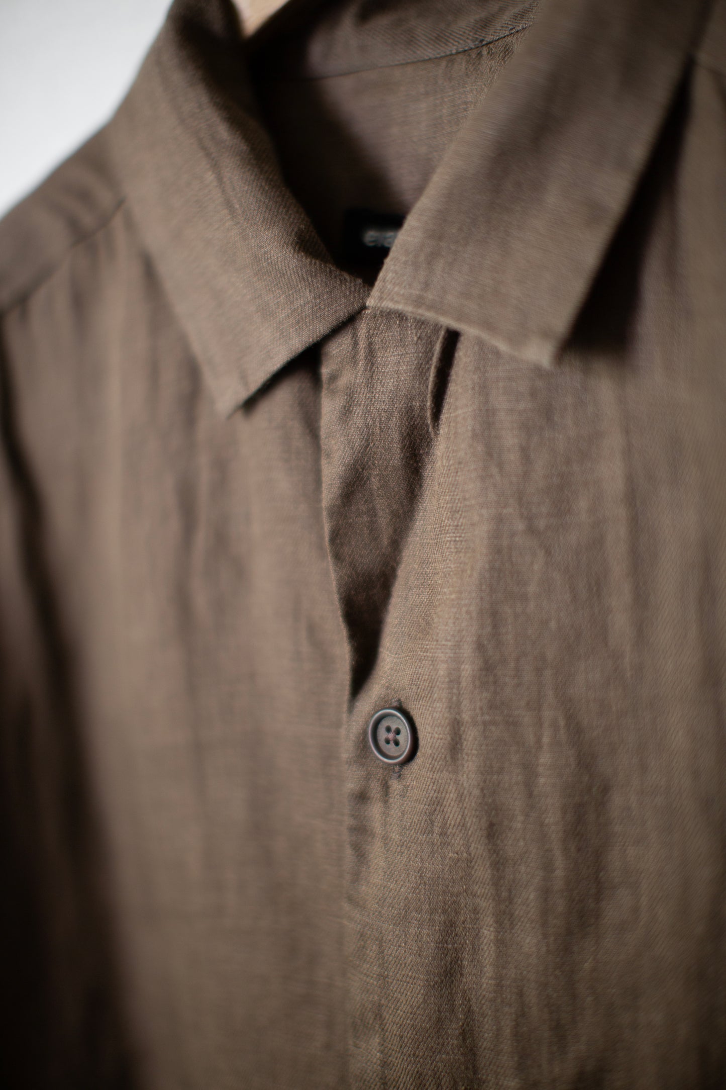 Short Sleeve Shirt in Dark Olive Sumi Ink Hemp Twill