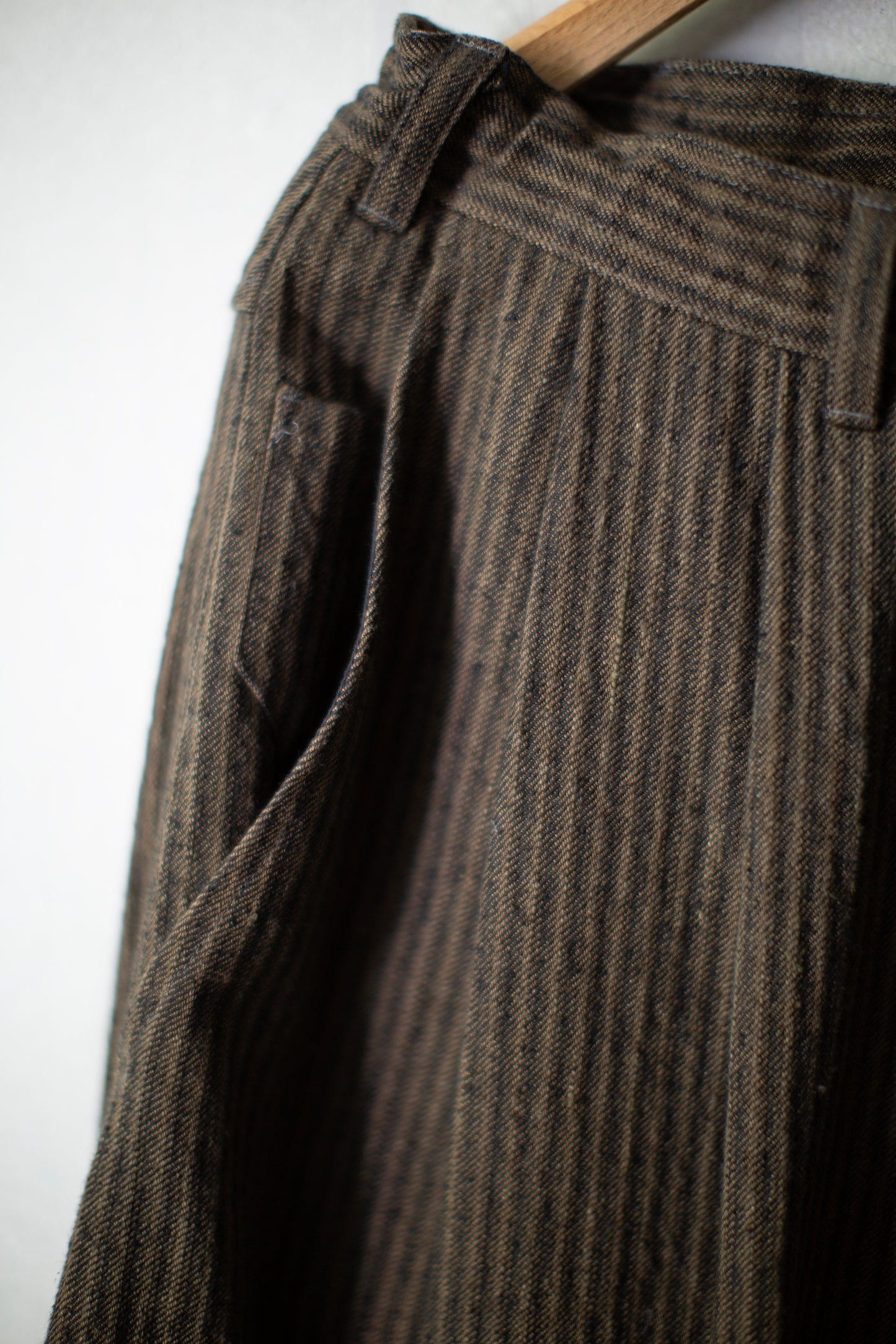 TROUSERS#93 - KHAKI STRIPED HEMP COTTON REED TWILL