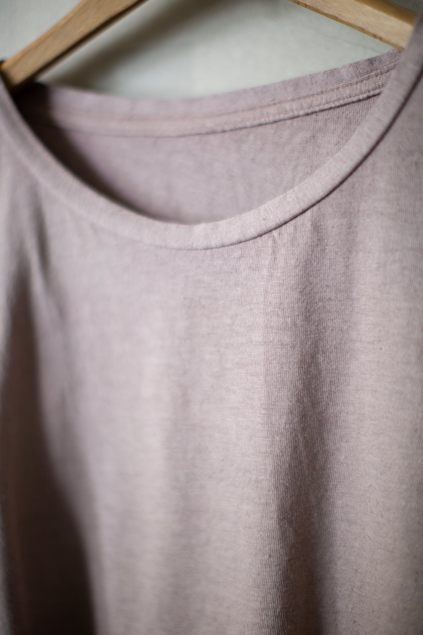 Short Sleeve tee in dark horse chestnut hemp jersey