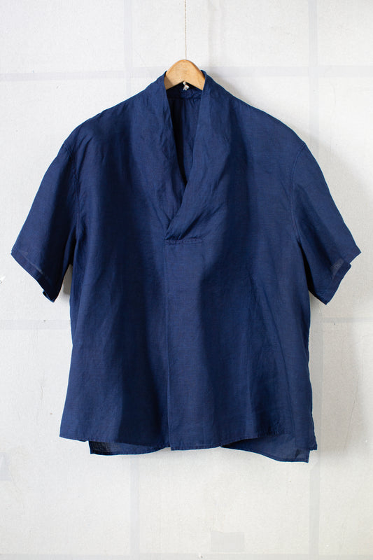 Short Sleeve V-Neck Pullover In dark natural indigo hemp