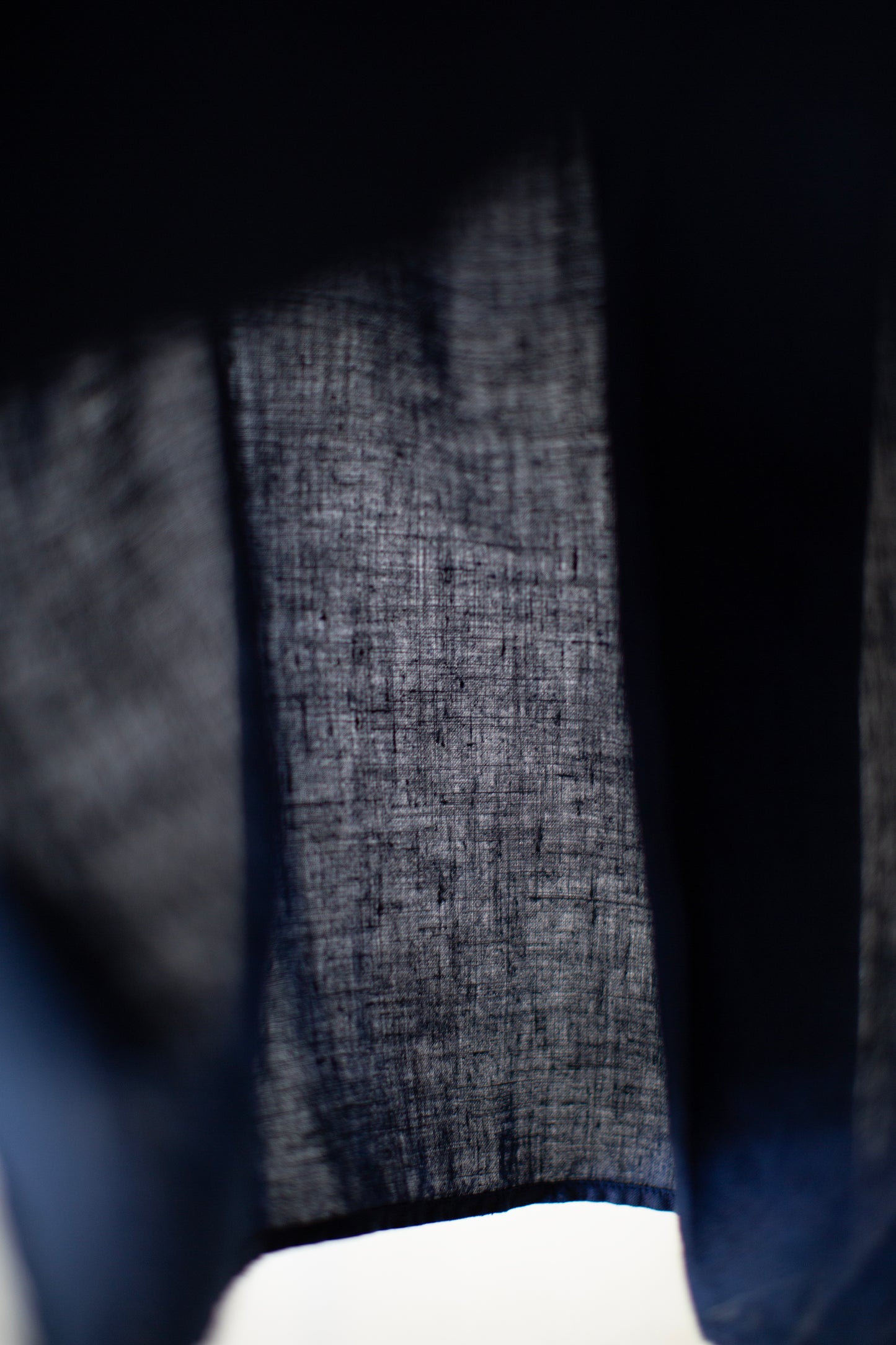 Short Sleeve V-Neck Pullover In dark natural indigo hemp
