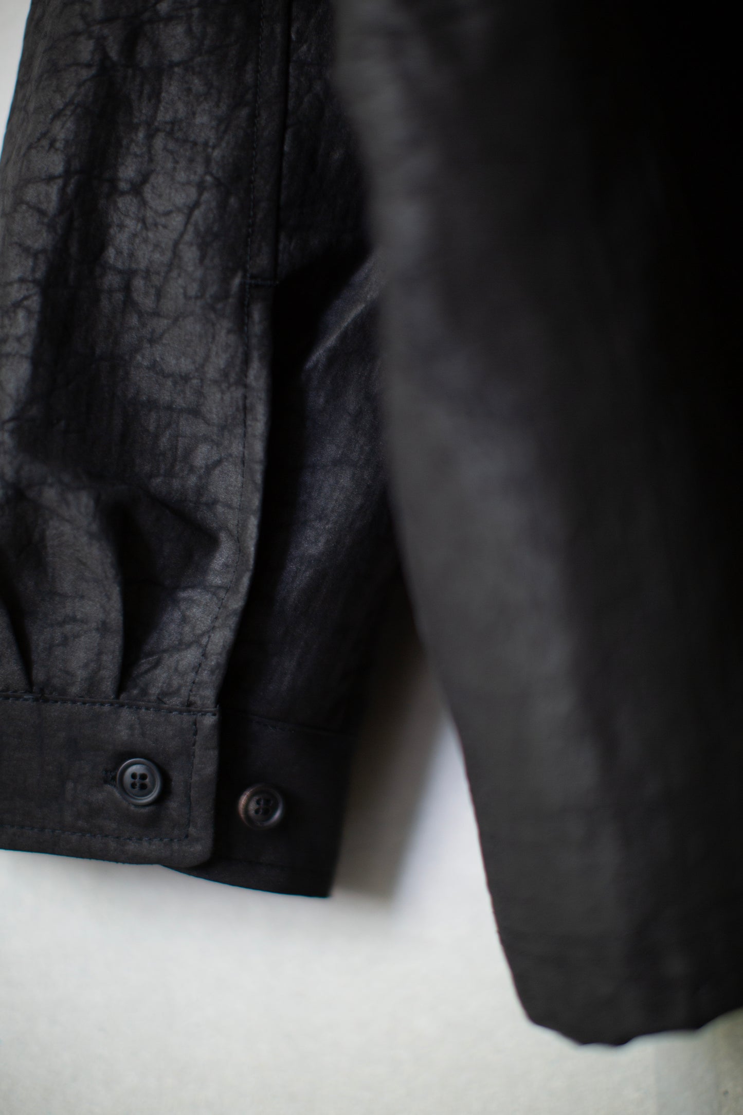 black cracked silk balloon shirt