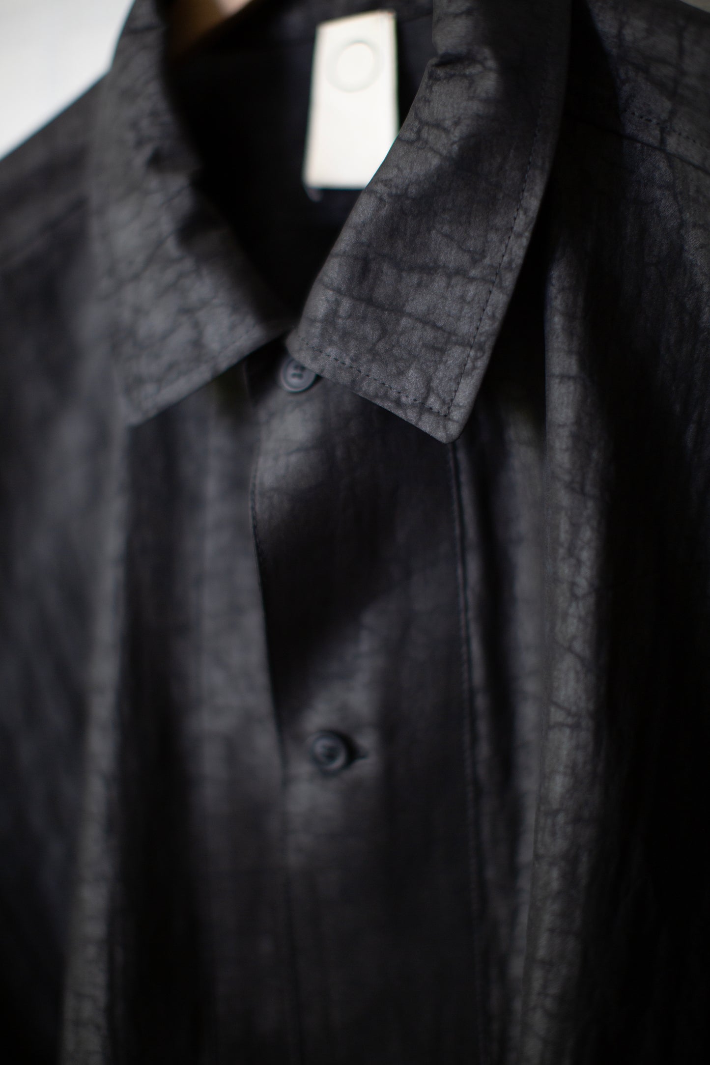black cracked silk balloon shirt