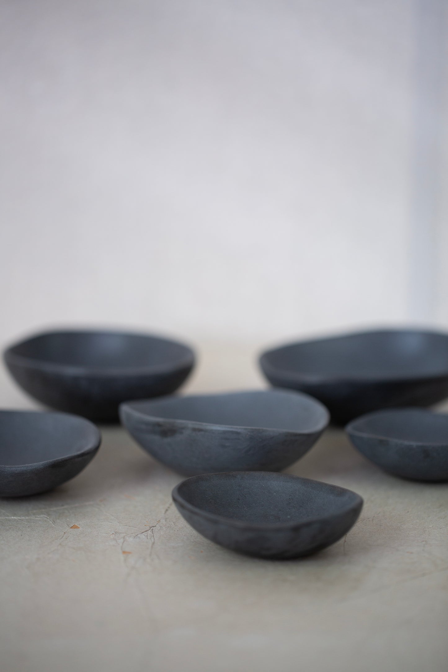 medium black marble tray