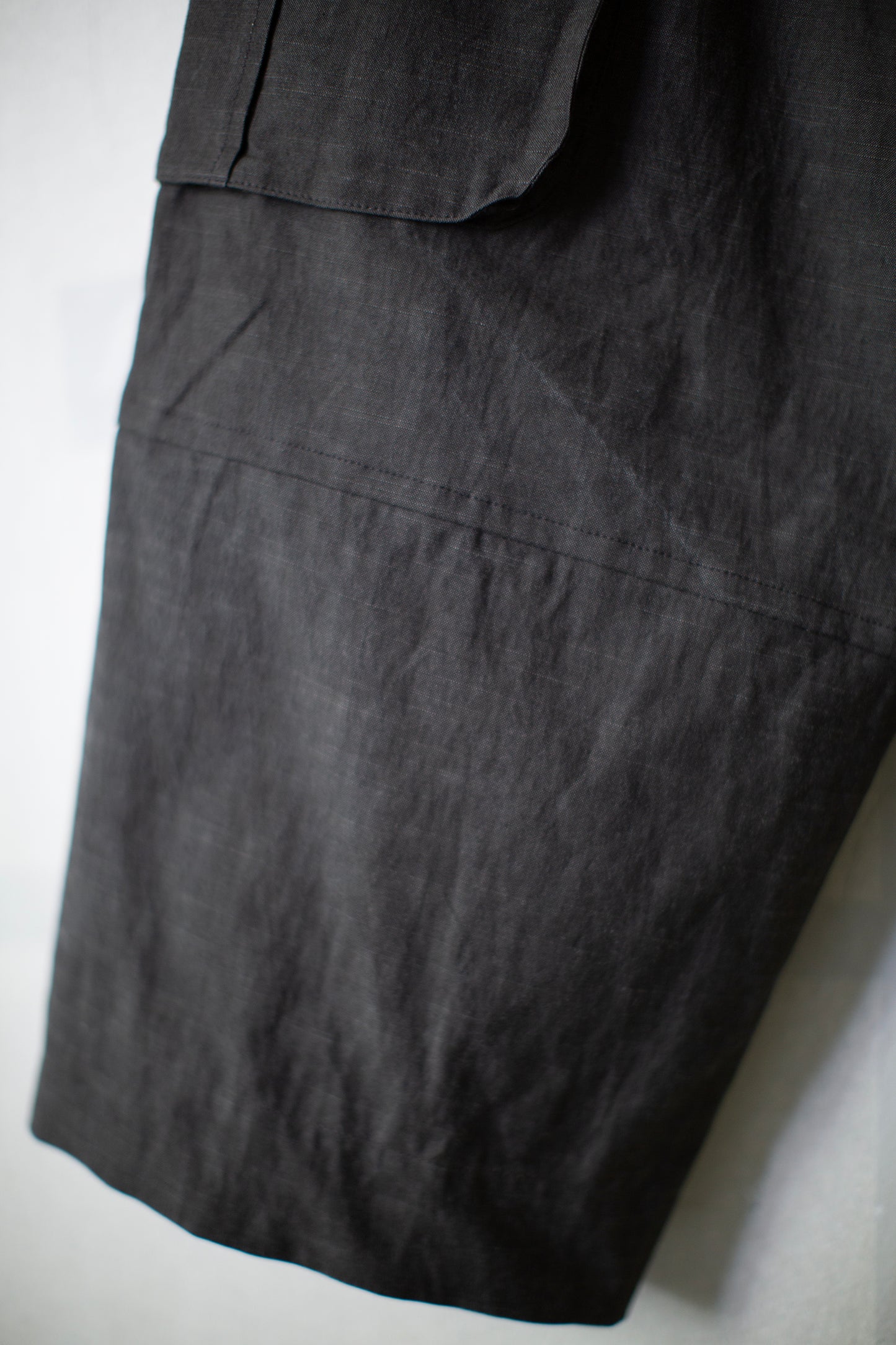 dark sumi slub cloth cargo trousers