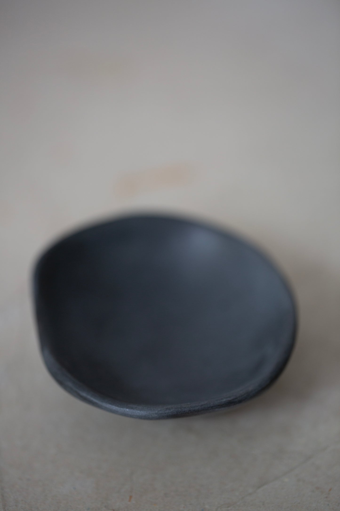 medium black marble tray