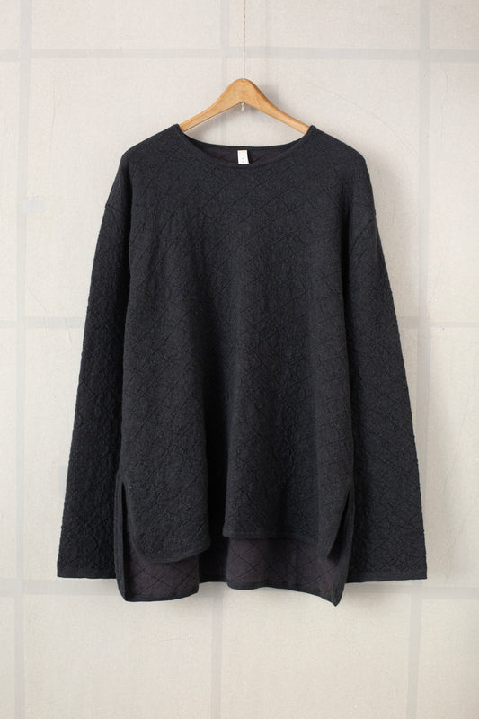 Ink diamond quilt pullover