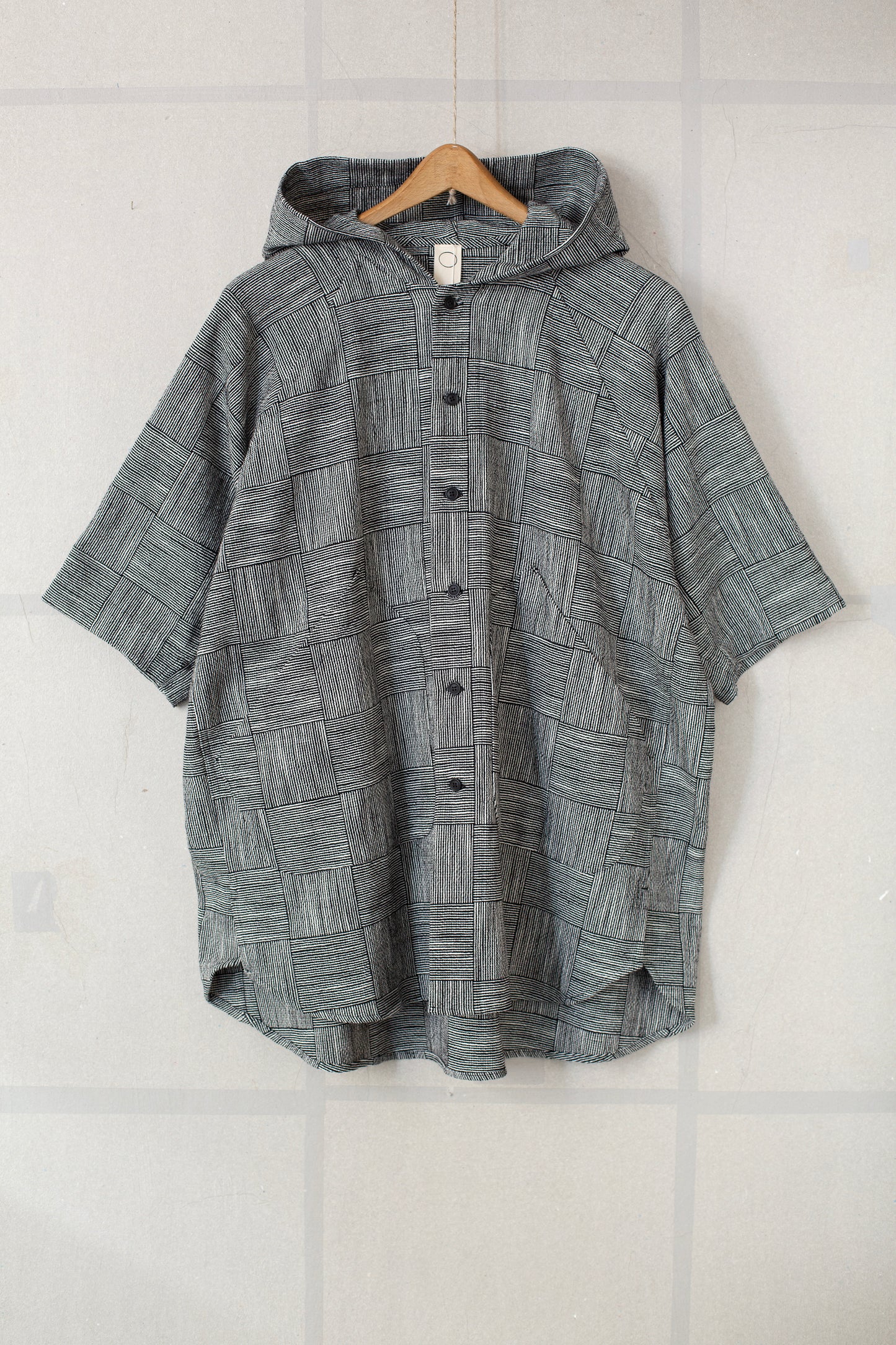 black and white block stripe cloth hooded shirt