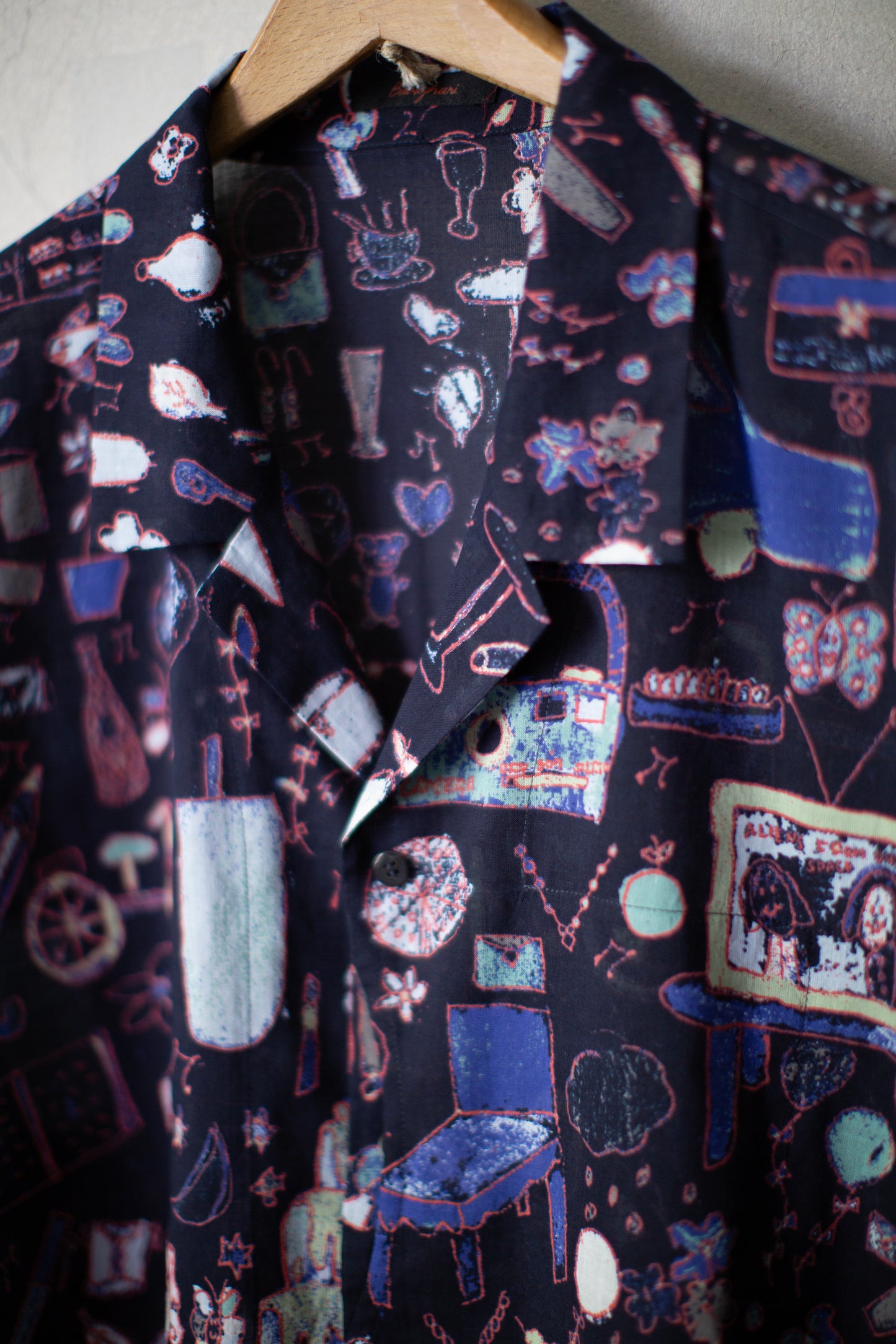 "NAMRATA" illustration print shirt