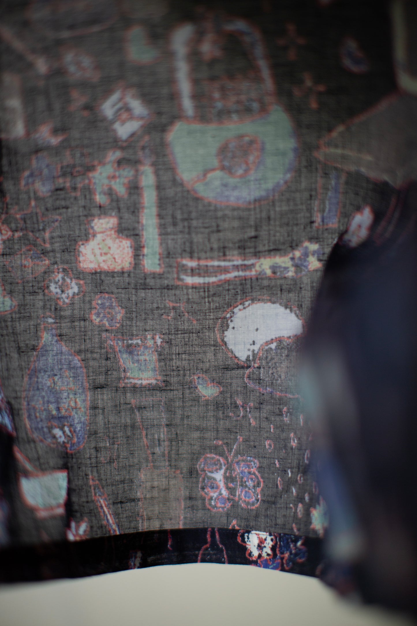 "NAMRATA" illustration print shirt