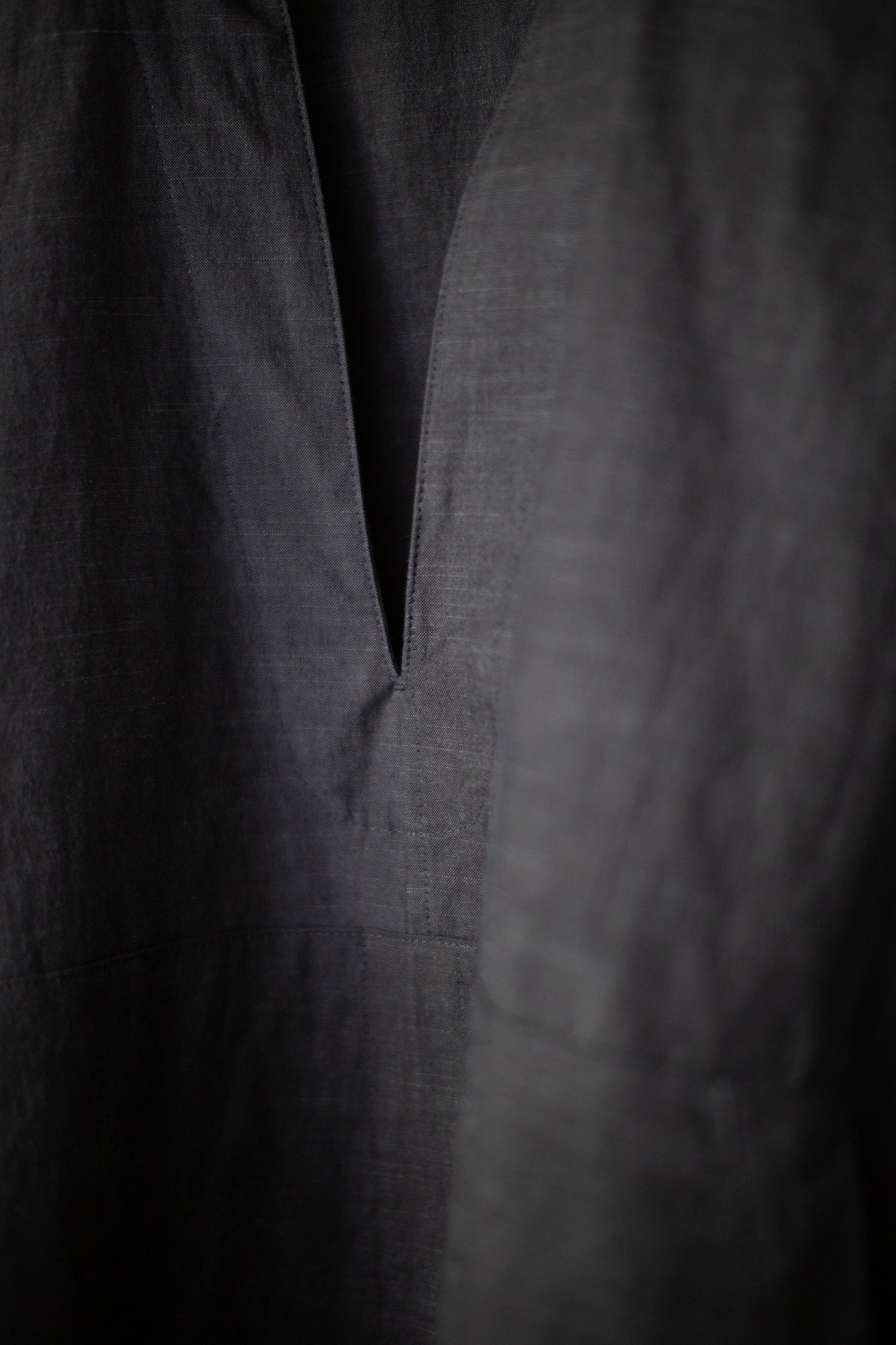 dark sumi slub cloth skipper shirt