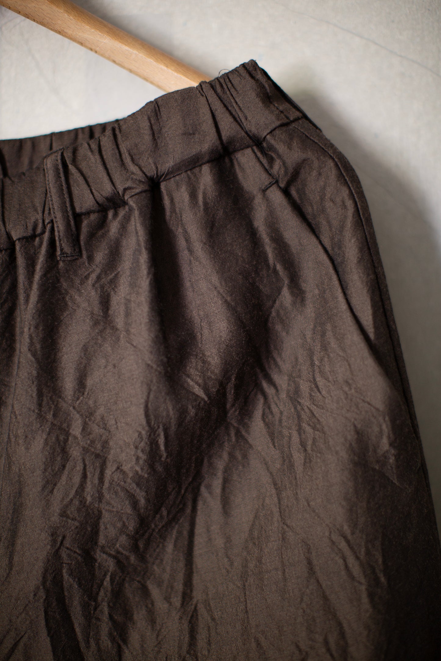 dark bronze easy straight pants