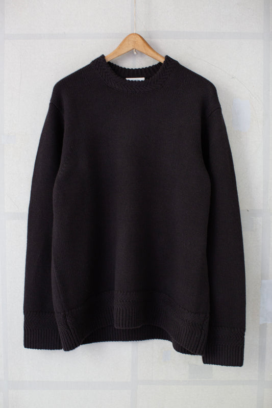 Dark brown cashmere crew neck pullover