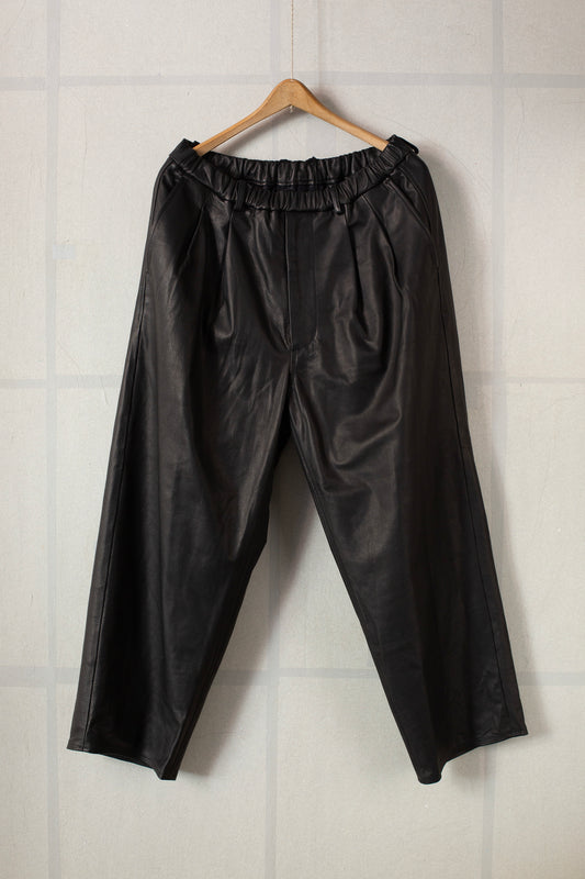 Two Tuck Leather Wide Fit Trousers Black