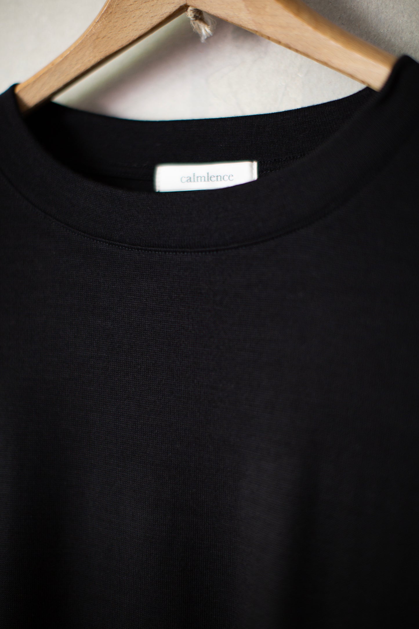 black super 180 wool jersey crew neck longsleeve t-shirt