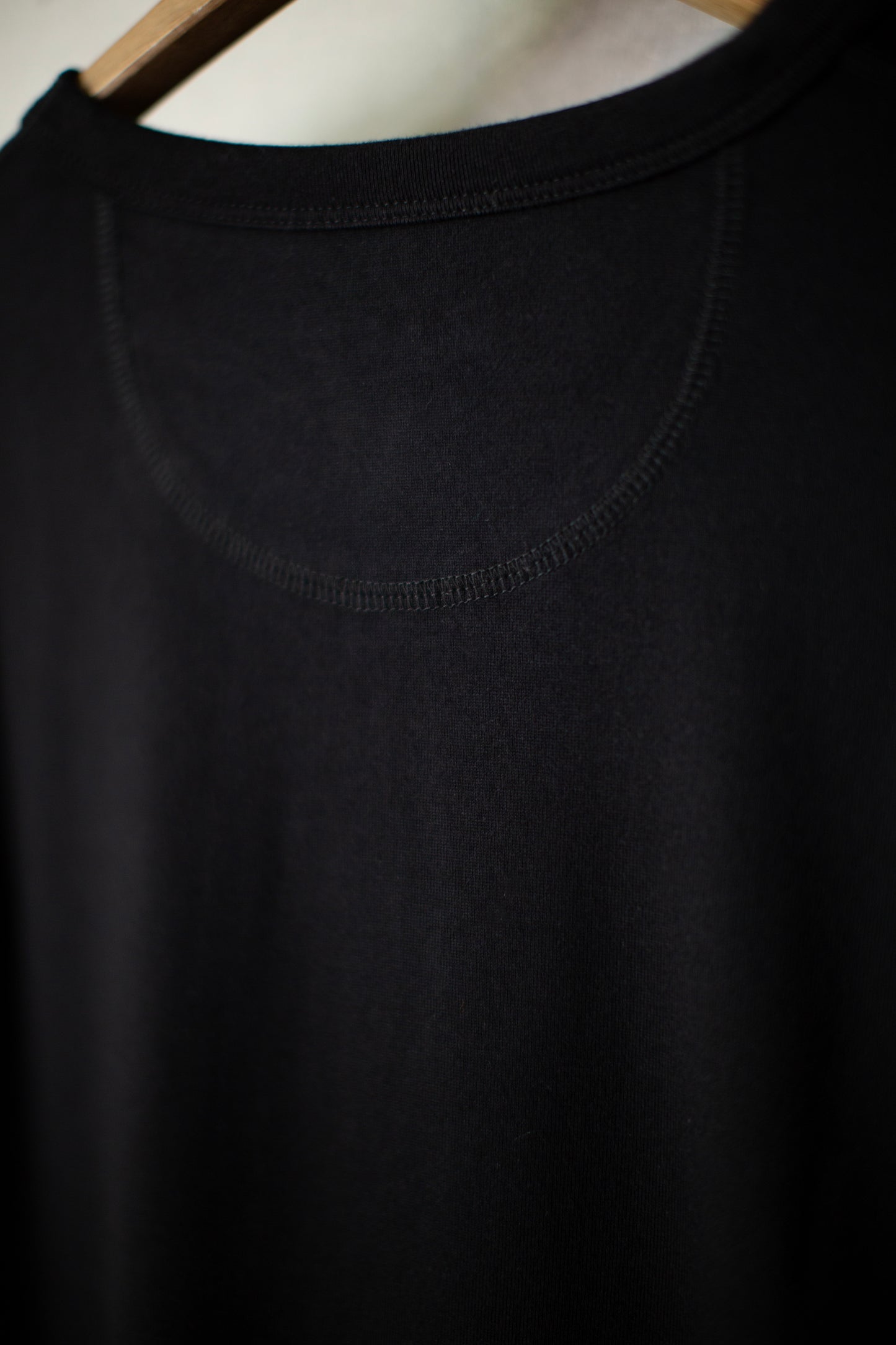 black silk/suvin rever jersey crew neck longsleeve t-shirt
