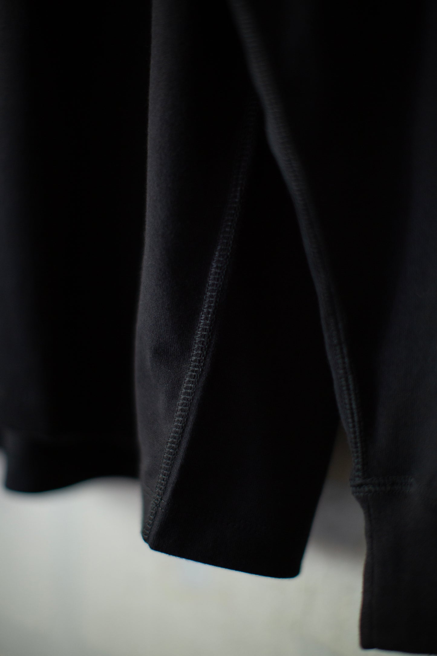 black silk/suvin rever jersey crew neck longsleeve t-shirt