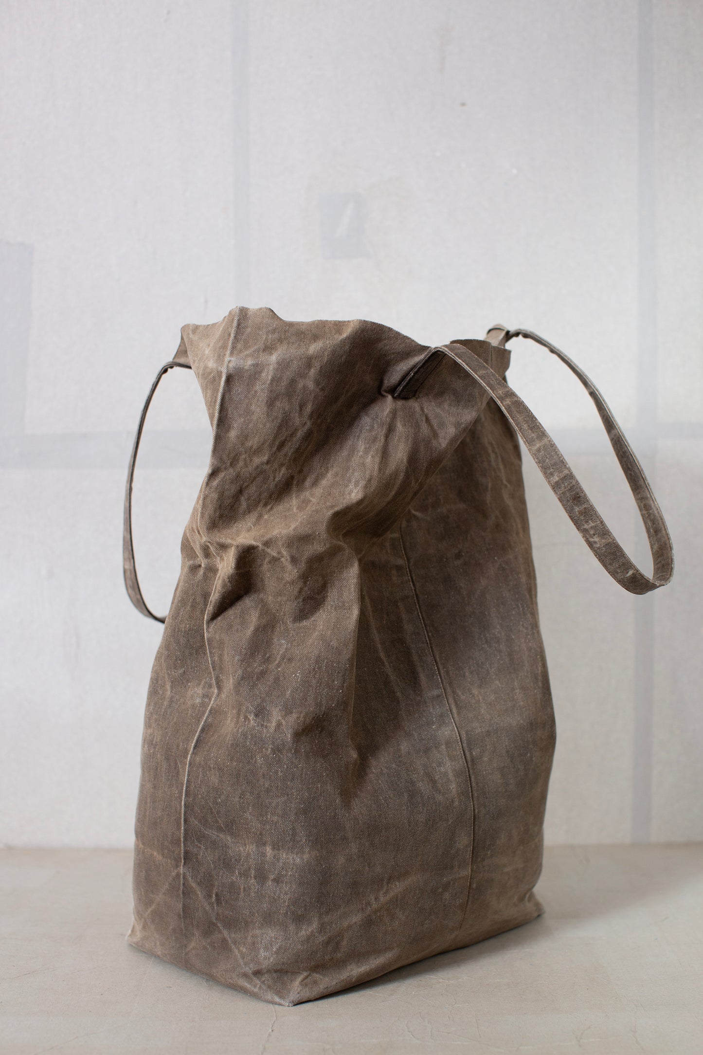 Charcoal Funagata Bag L