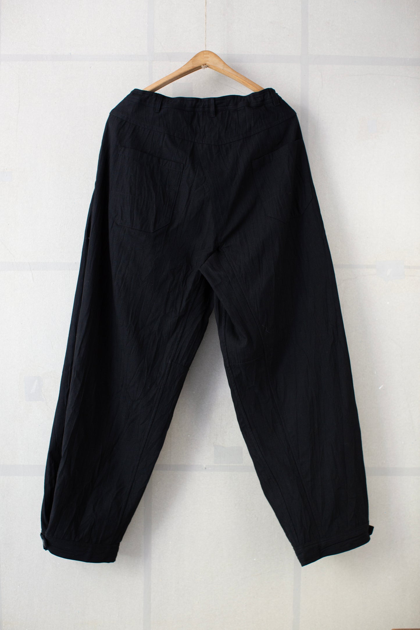 TROUSERS#87 - WRINKLE COTTON BLACK STRIPED