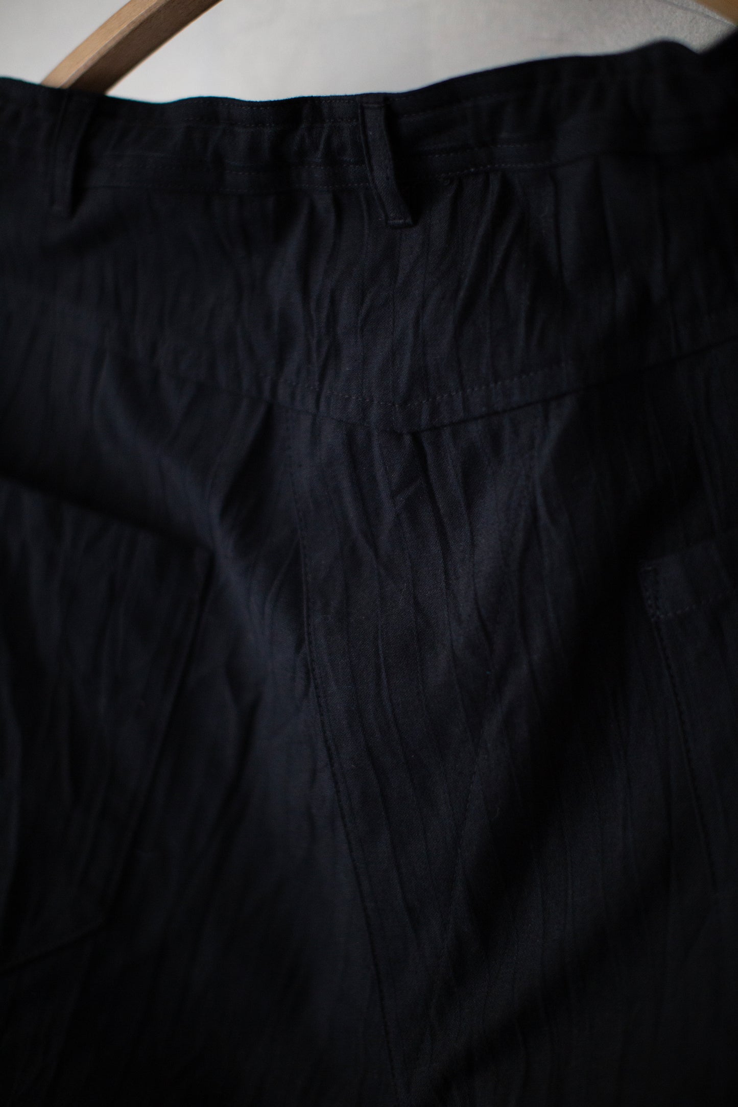 TROUSERS#87 - WRINKLE COTTON BLACK STRIPED