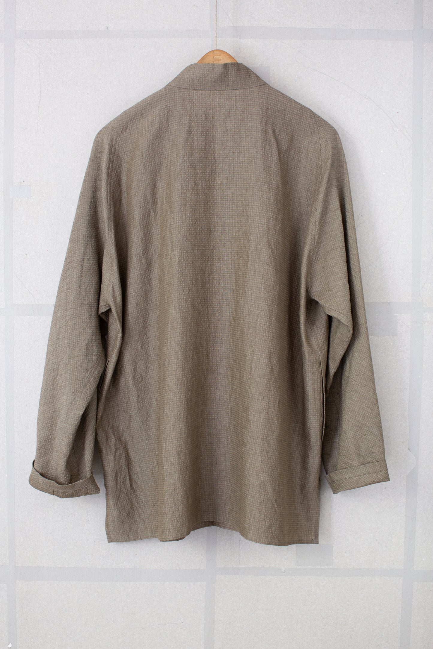 Taupe unevenly dyed cotton linen seersucker shirt