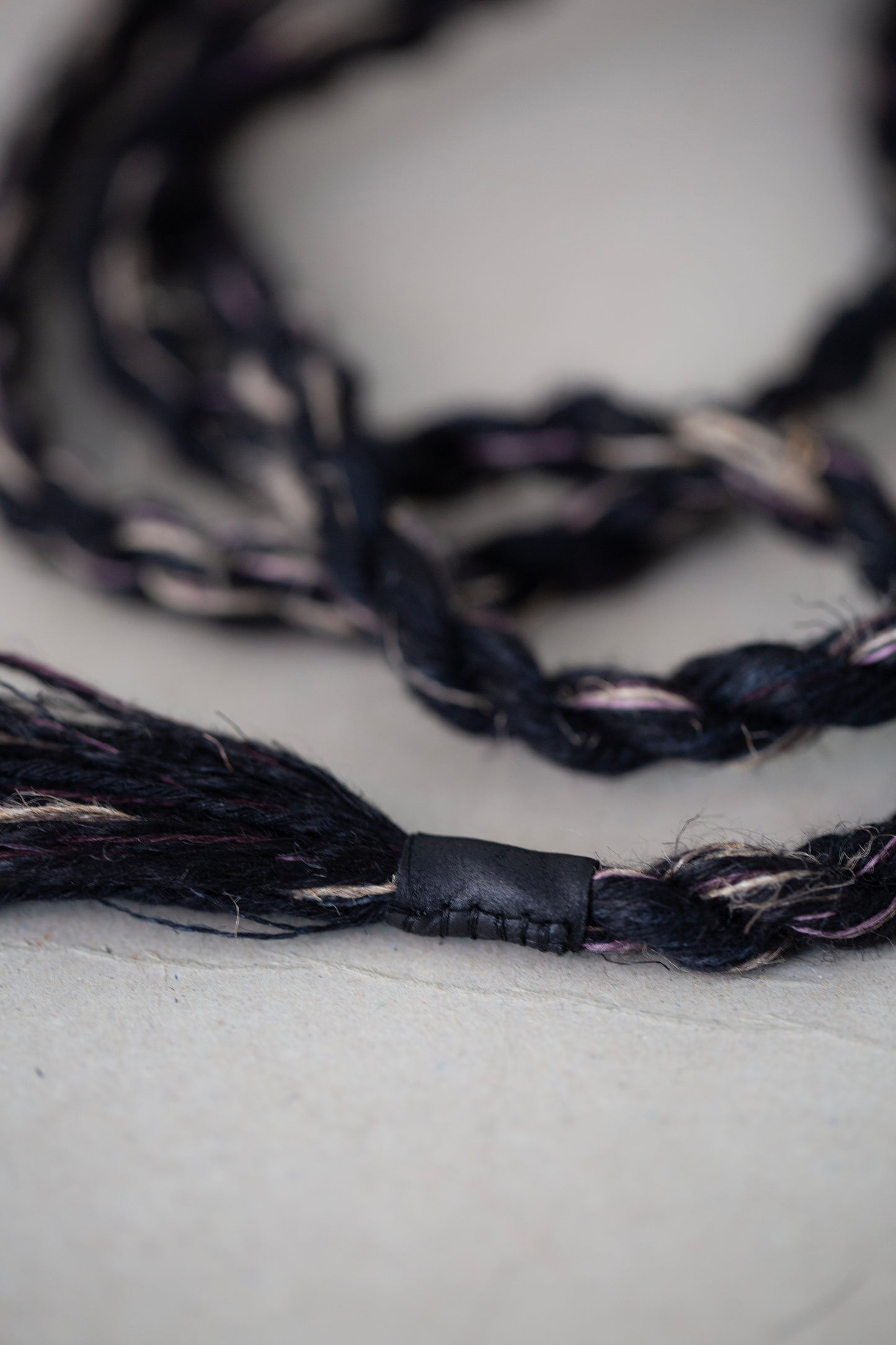 BELT#3 - MIXED YARNS DARK