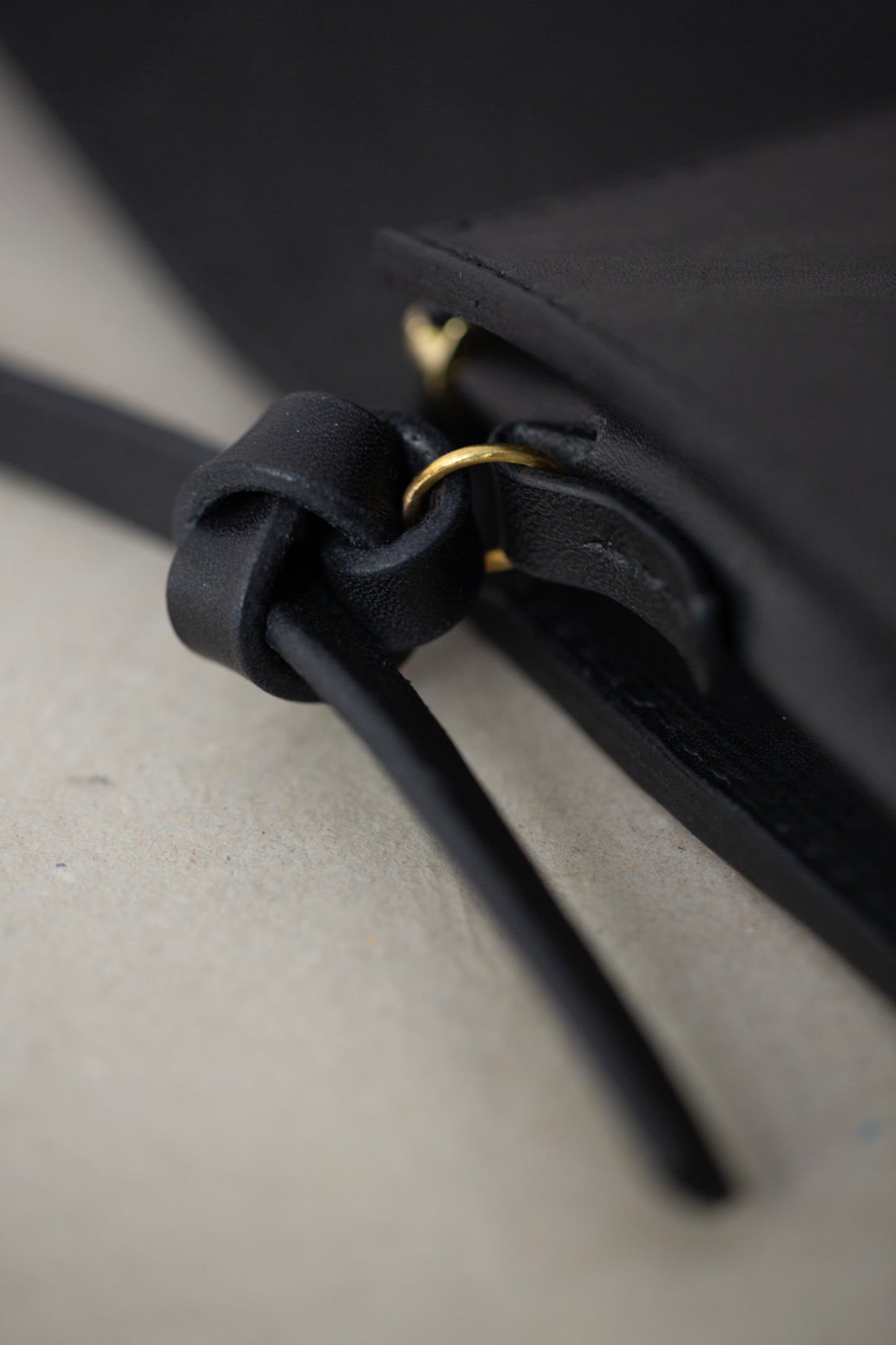 Black Leather shoulder bag square