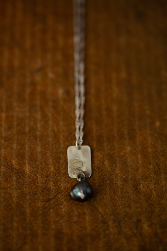 Oxidized silver necklace with plaque and black pearls