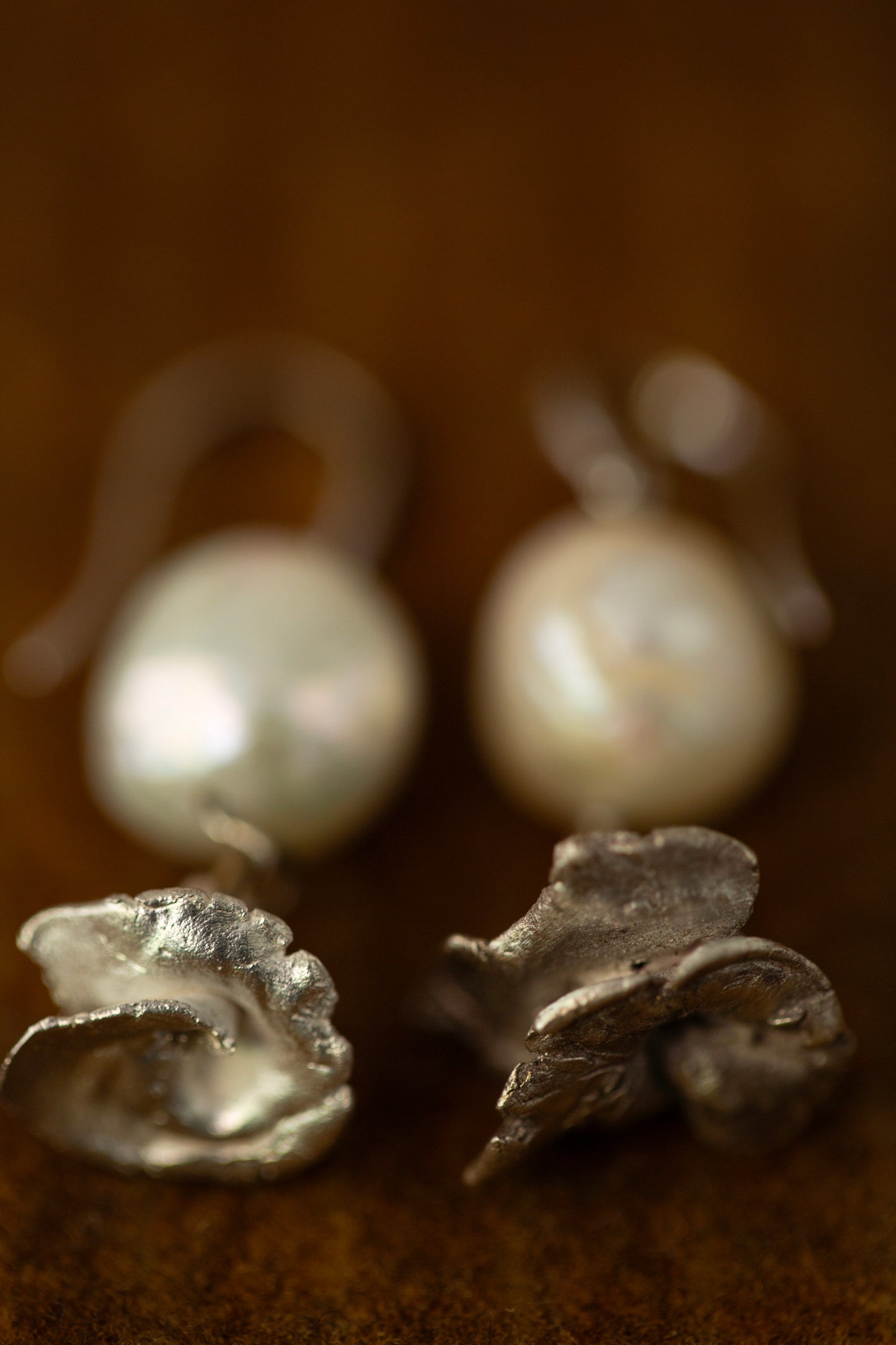 earrings with pearl and silver rose
