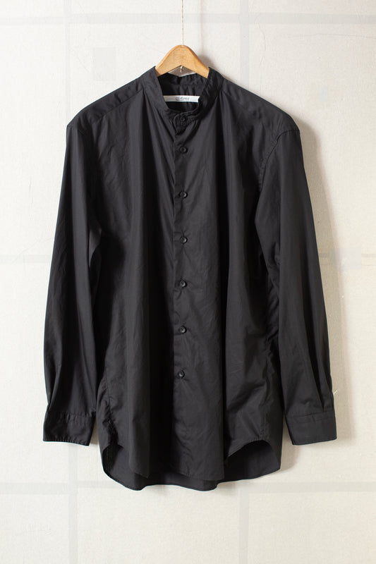 black no collar shirt