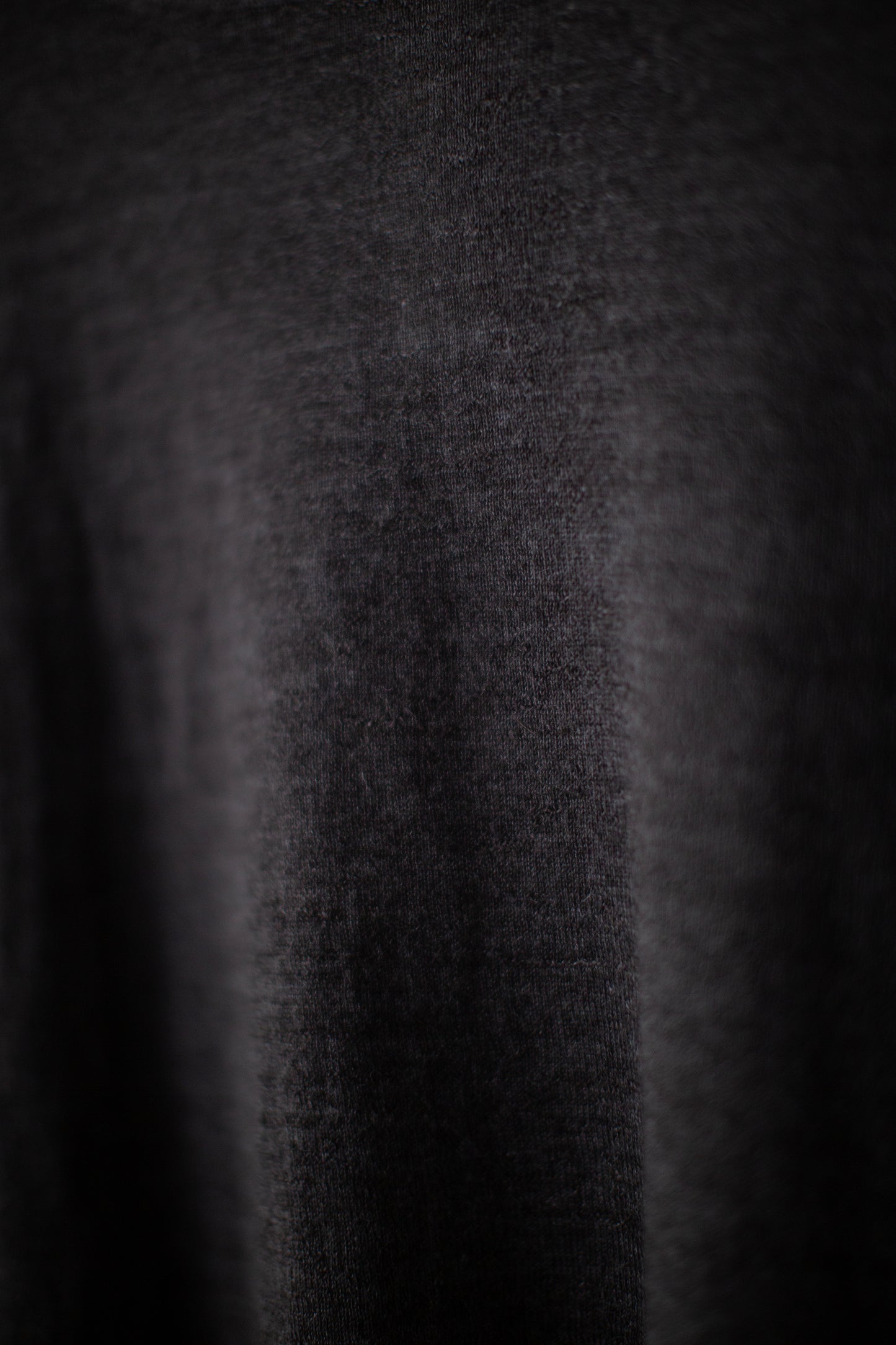 Blackened super fine crewneck