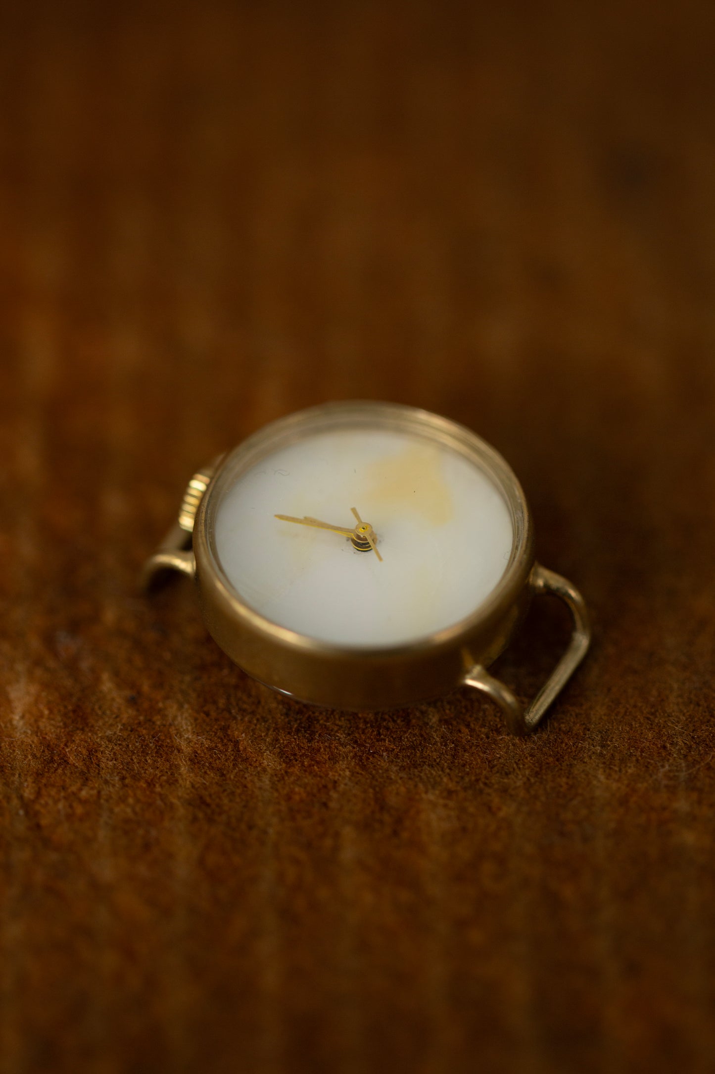 Black 'now and then' shell watch